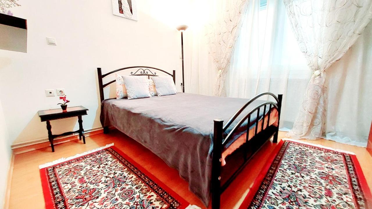 "Home Sweet Home" 3 Bedrooms Big House 110M Free Indoor Parking! Thessaloníki Eksteriør billede